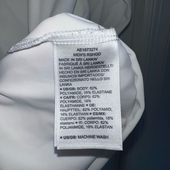 Amazon Essentials Men’s Rash Guard, X-large - Picture 4 of 4